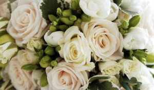 Kensington DJ wedding flowers 300x176 Kensington DJ