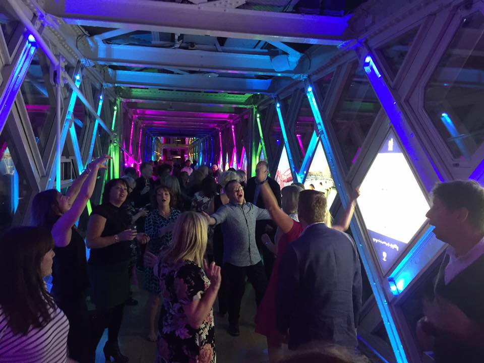 22221728 10155209592918871 3962808713763116218 n Tower Bridge, London   80s Party